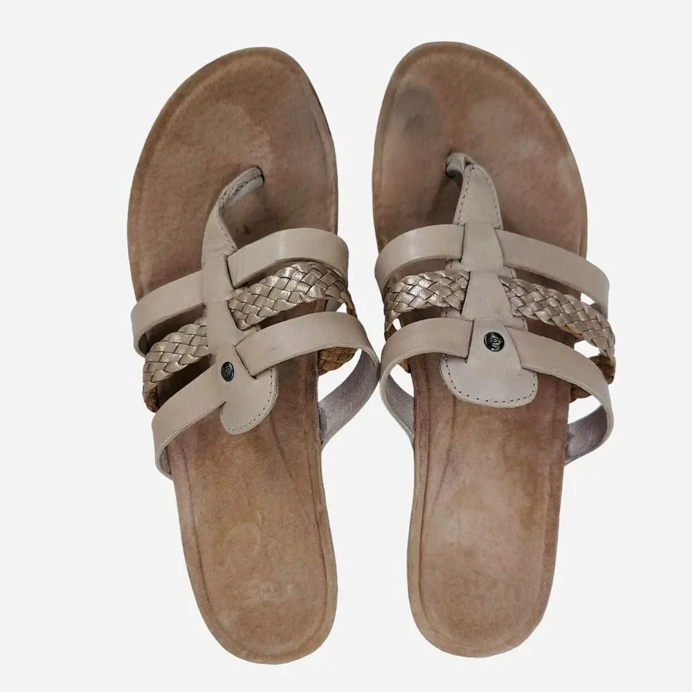UGG Maddie Wedge Sandals‎ Women's Size 7.5 M Beige